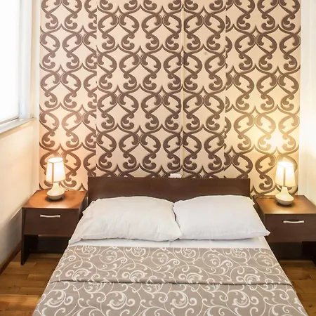 Апартаменты Center With Workspace & Wifi Near Metro Station *