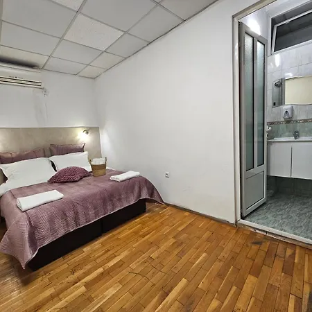 Center With Workspace & Wifi Near Metro Station * София