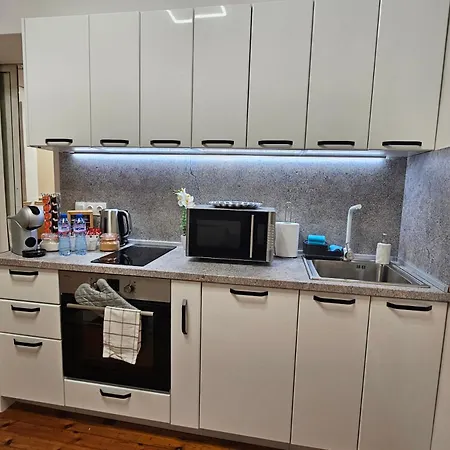 Апартаменты Center With Workspace & Wifi Near Metro Station София