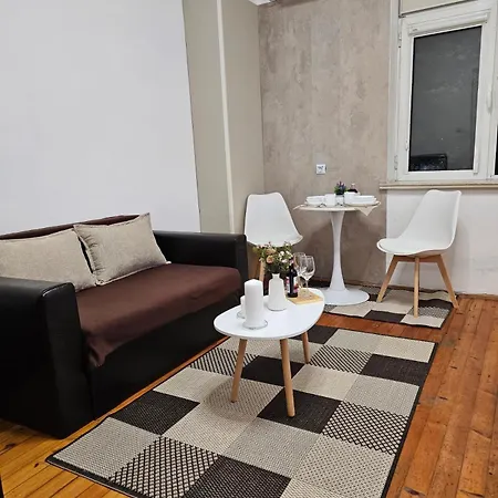 Center With Workspace & Wifi Near Metro Station * София